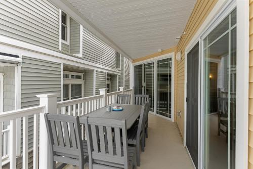 8609 Landis Ave, Condo 201 in Sea Isle City