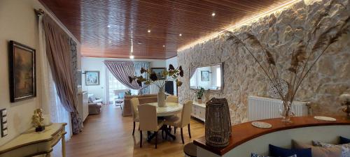 Gravanis Resort in Oropos (Attiki)