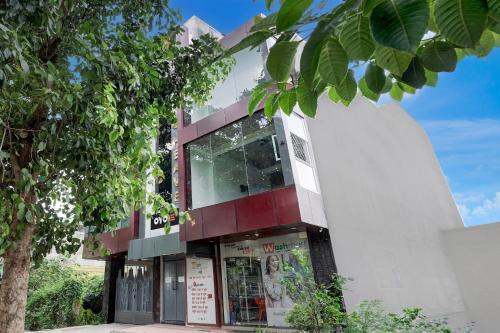 Ieeja, Hotel O The King Heaven in Farrukhabad