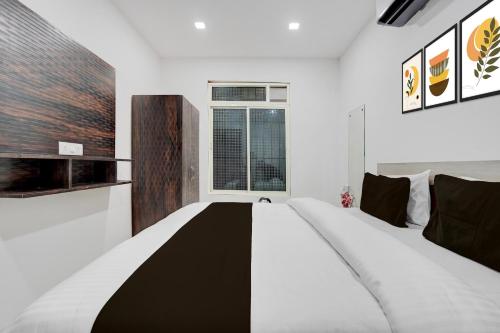 Istaba viesiem, Hotel O The King Heaven in Farrukhabad