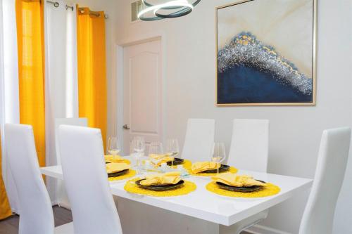 2 Ensuites Close to Disney Intertational Epic - image 5