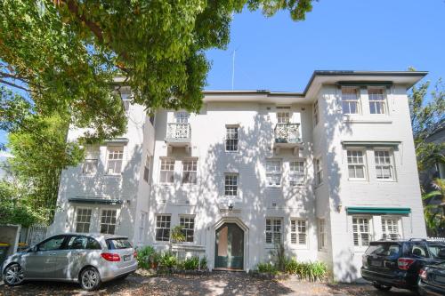 Bright & Quiet Art Deco Apt in Double Bay - Parking in Double Bay