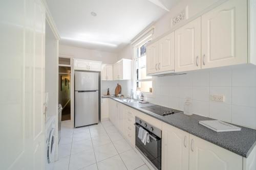 Classy 2BR & Well furnished & Outdoor Area in Paddington