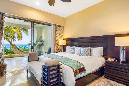 Beachfront dream retreat with pool tennis & gym access - washer/dryer AC - image 2