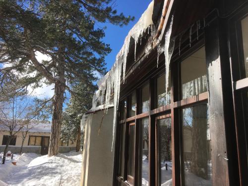 Jubilee Hotel Troodos - image 10