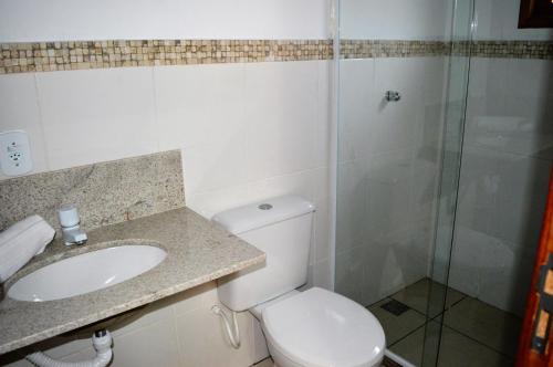 Bathroom, Flats e Suites das Papoulas Ferradura In Buzios in Alto de Buzios (Residential Area)