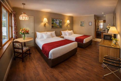Mohican Resort Motel Conveniently located to all Adirondack attractions - image 32