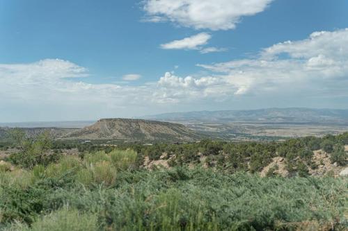 . Peaceful & Beautiful Desert Adventure Staycation!