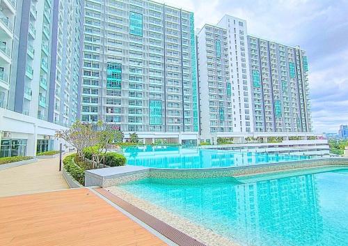 #DT1 Cozy Dorsett Suite (1-4 Pax) + Parking - image 7