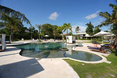 Pronoia Beach Resort 2