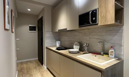 Blloku Cozy Apartment - image 3