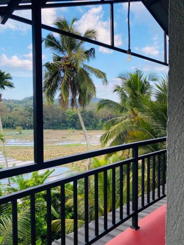 . Sawmya Guest House