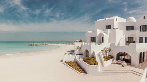 Beach, Anantara Retreat Santorini Abu Dhabi - Adults Only in Ghantoot