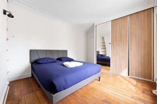 2BR Apartment Near Metro & Canal Saint-Martin - image 13
