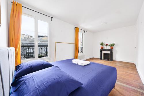 2BR Apartment Near Metro & Canal Saint-Martin - image 12
