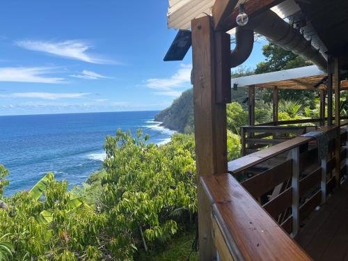 Coco Sauvage tropical lodge incroyable vue mer - Location, gîte - Saint-Joseph