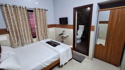 Bathroom, SJ Residency in Dharamsthala
