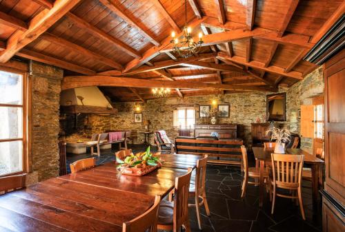 Koplietošanas atpūtas telpa ar TV, Casa Lourán (Casa Louran) in As Restrebas