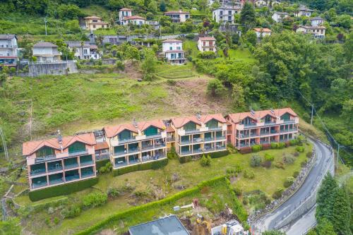 外部景觀, Va Pensiero sul lago Stunning View - Happy Rentals in 特隆扎諾拉戈馬佐雷