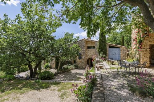 Belle maison dans les dentelles - 11personnes in Suzette