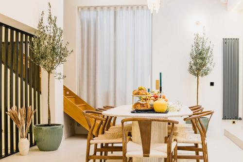 Facilities, Spacious LOFT with SPA - 4BR 8P - Montmartre in Montmartre