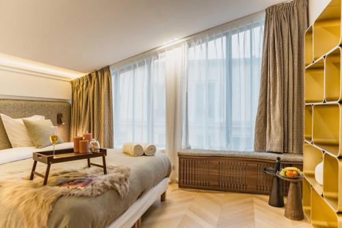 Spacious LOFT with SPA - 4BR 8P - Montmartre in Montmartre