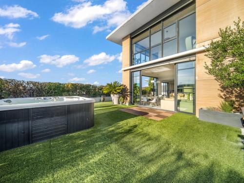 Superbe penthouse a Port-Marianne in Parc Marianne