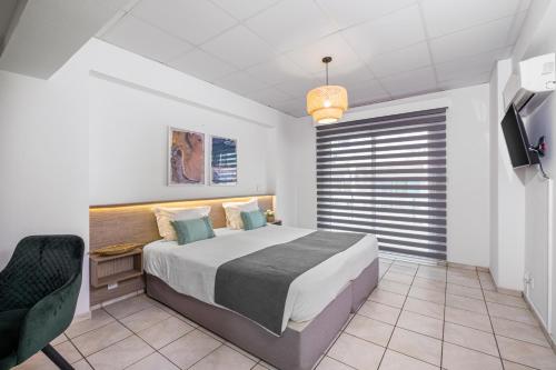 Larnaca Bay Suites - image 4