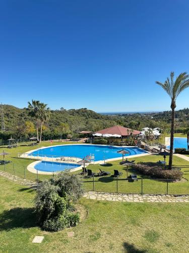 Apartment in Botánico Resort near Marbella – khách sạn tại Parque Botanico