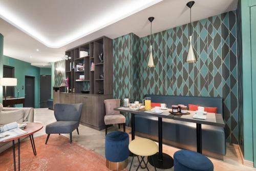 CasaÔ, Paris