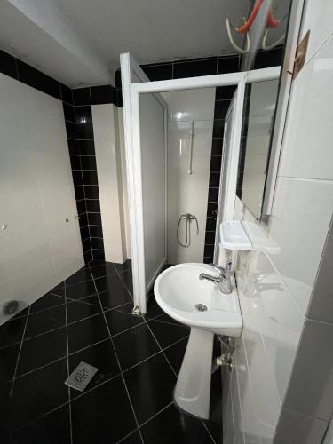 Ferizaj City Apartments in 烏羅舍瓦茨