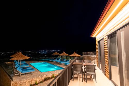 Skats, Dreamy Farm in Delvinë