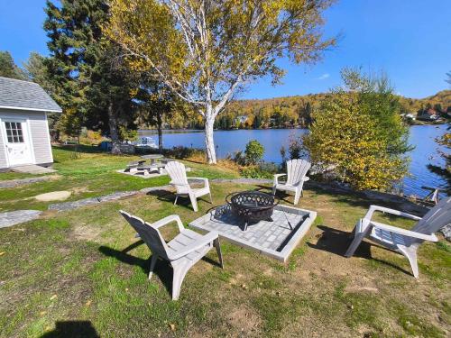 Waterfront with Spa - Etoile Filante in St Zenon (QC)