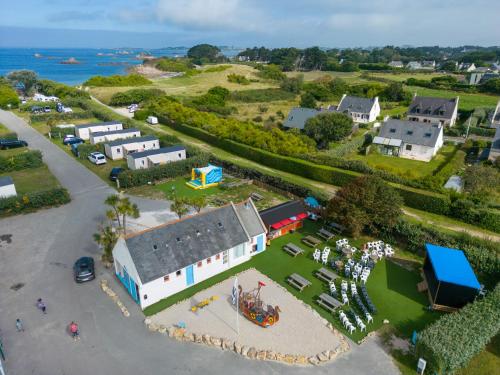 Mobil Home XXL 4 chambres - Camping La Pointe de Roscoff 2