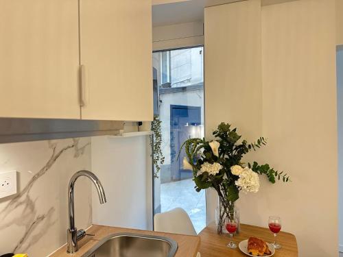 New 401 Suite Audrey - Cosy Apartment Paris Center - image 8