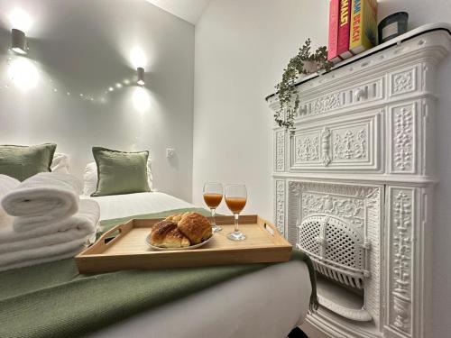 New 402 Suite Brigitte-Cosy Apartment Paris Center - image 14