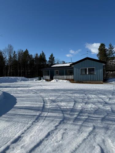 Rauhan pesä (Rauhan pesa) in Karigasniemi