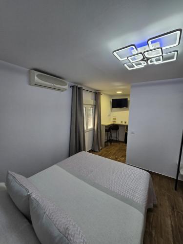 Hostal Restaurante La Mancha - Campo de Criptana