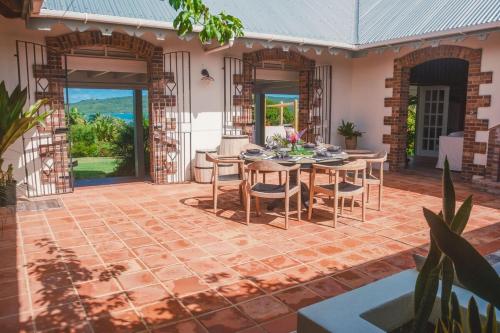 Stunning 6 Bedroom Villa in 法爾茅斯
