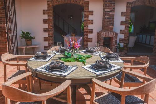Stunning 6 Bedroom Villa in 法爾茅斯