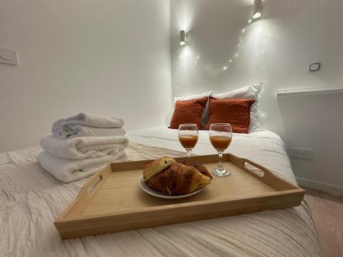 New 403 Suite Rose - Cosy Apartment Paris Center