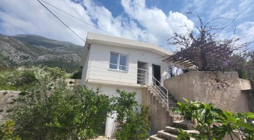 Apartmans White perl