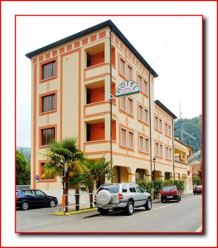 . Hotel Ristorante Fratelli Zenari