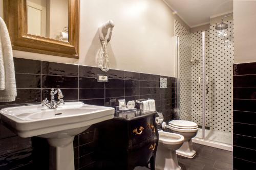 The B Place - main image