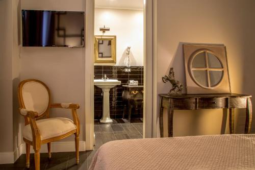 The B Place - image 3