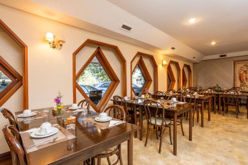 Food and beverages, Hotel Chateau in Capivari