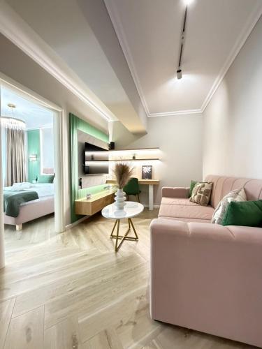 Le Grand Aparthotel Luxury Edition by Glam Apartments - Parking Option – khách sạn tại Aviatiei