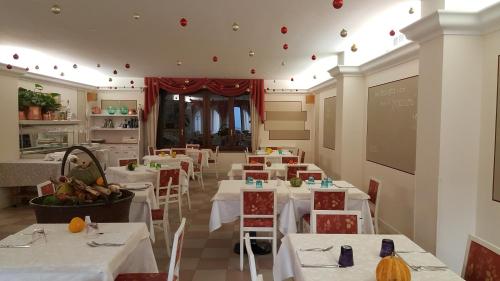 hotel ristorante centrale - Hotel - Vestone