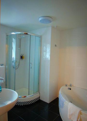The Boars Head Hotel - image 14