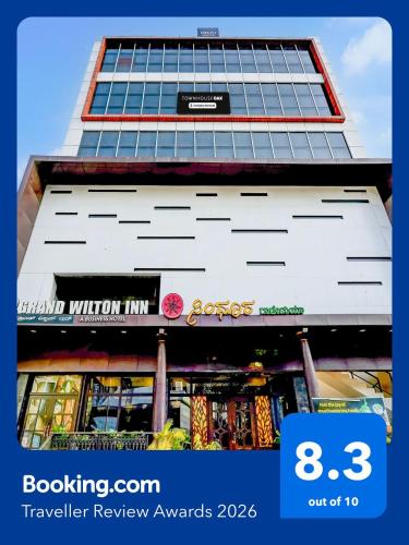 Super Townhouse Oak Mahadevapura Opposite Phoenix Mall Formerly Grand Wilton Inn – khách sạn tại Krishnarajapura